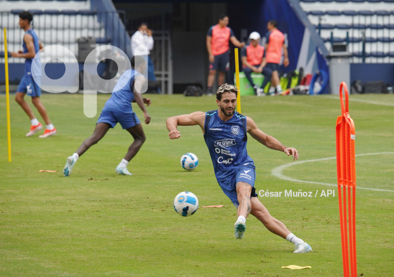 GYE-ENTRENAMIENTO SELECCION