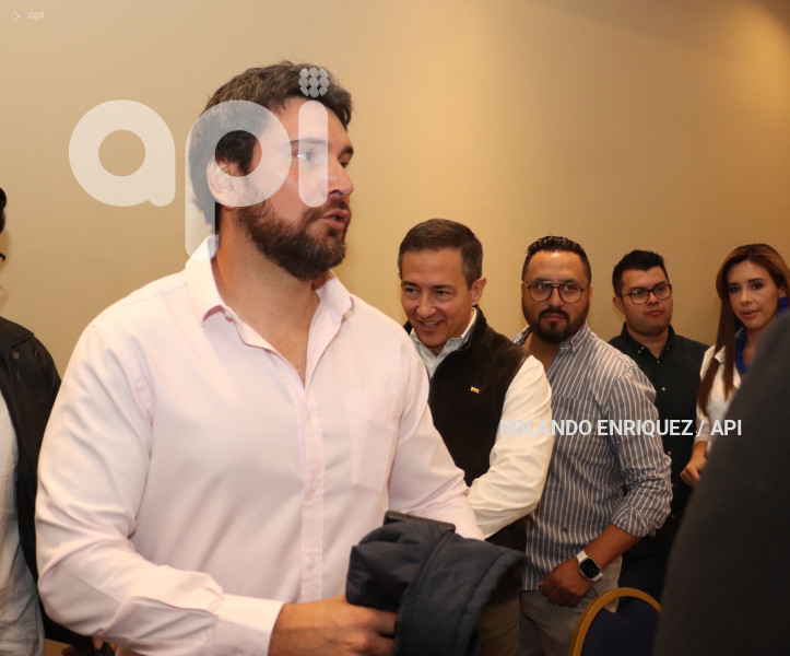 RUEDA-PRENSA-TOPIC-DESCALIFICACION