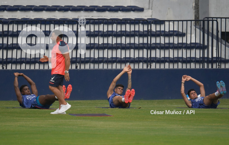 GYE-ENTRENAMIENTO SELECCION