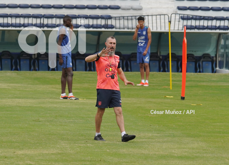 GYE-ENTRENAMIENTO SELECCION