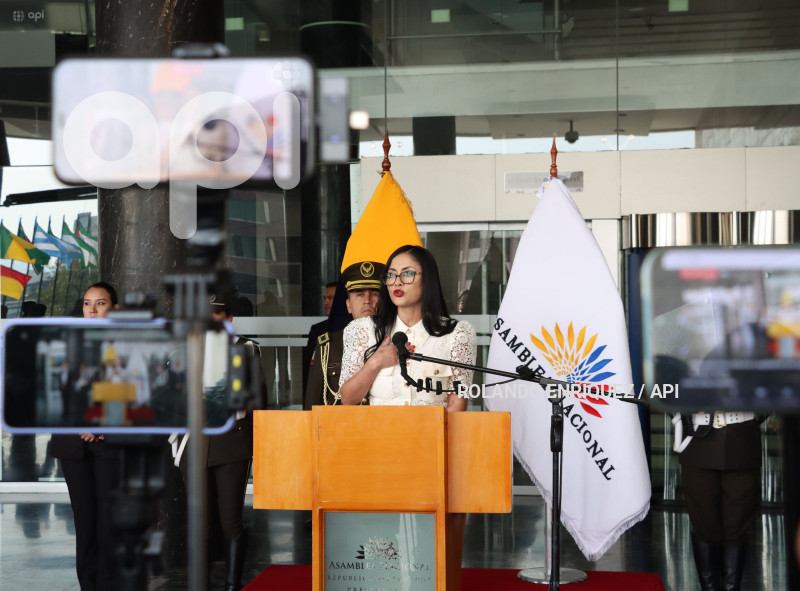 VIVIANA-VELOZ-RUEDA-PRENSA
