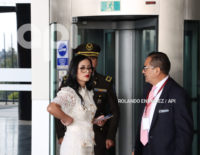VIVIANA-VELOZ-RUEDA-PRENSA