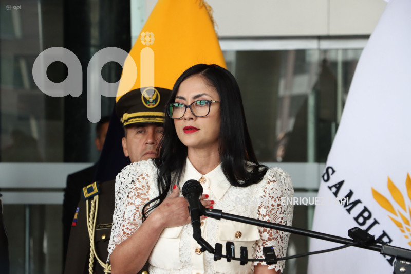 VIVIANA-VELOZ-RUEDA-PRENSA