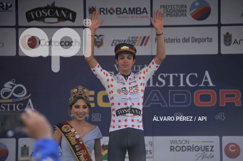 VUELTA-CICLISTICA-ARENAL-ALAUSI