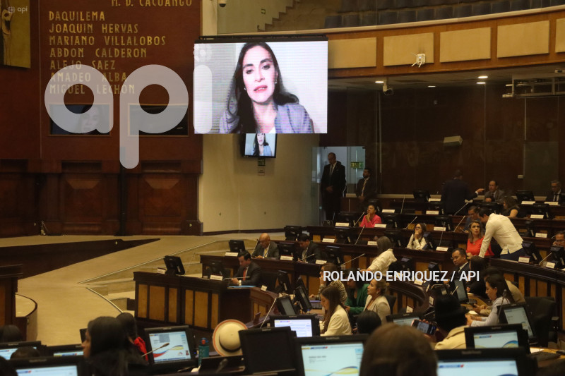 VERONICA-ABAD-ASAMBLEA