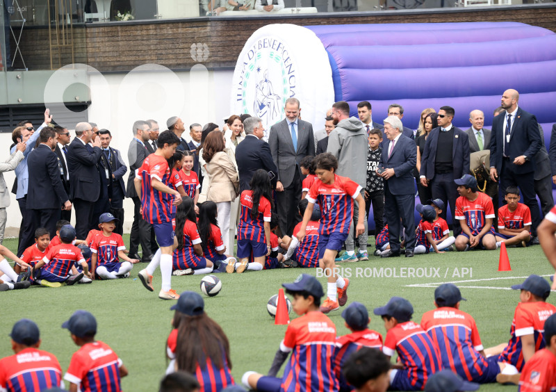 CUENCA-XXIX CUMBRE IBEROAMERICANA-ESCUELA FUTBOL