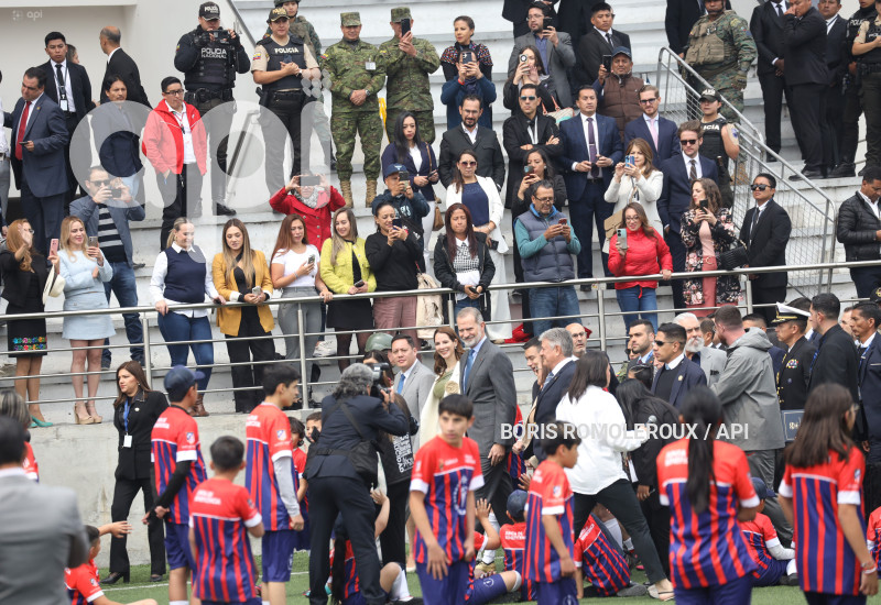 CUENCA-XXIX CUMBRE IBEROAMERICANA-ESCUELA FUTBOL