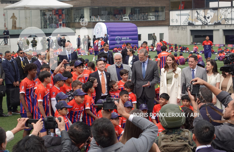 CUENCA-XXIX CUMBRE IBEROAMERICANA-ESCUELA FUTBOL