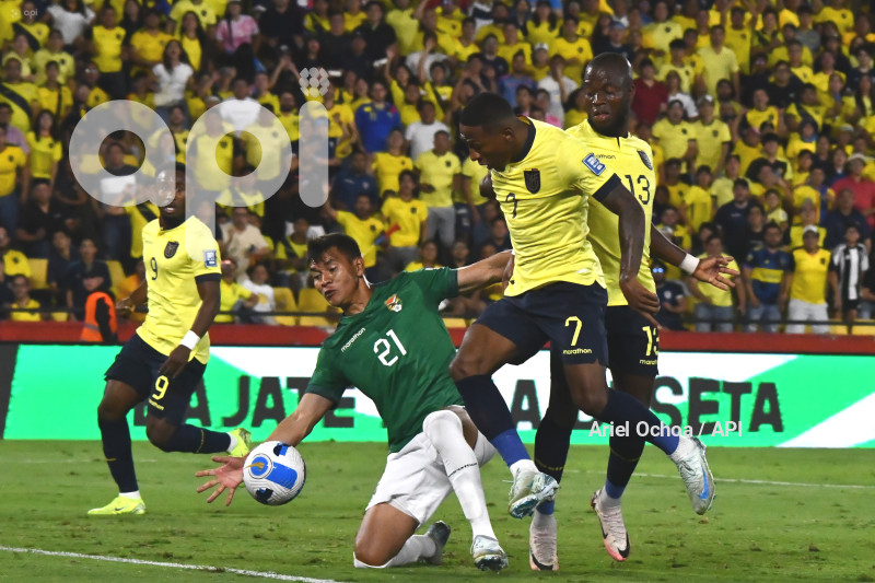 FBL-ELIMINATORIAS-ECUADOR-BOLIVIA