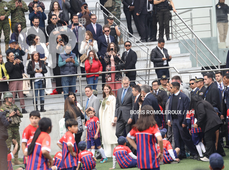 CUENCA-XXIX CUMBRE IBEROAMERICANA-ESCUELA FUTBOL