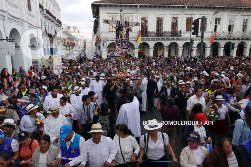 CUENCA-PROSECION SEÑOR GIRON