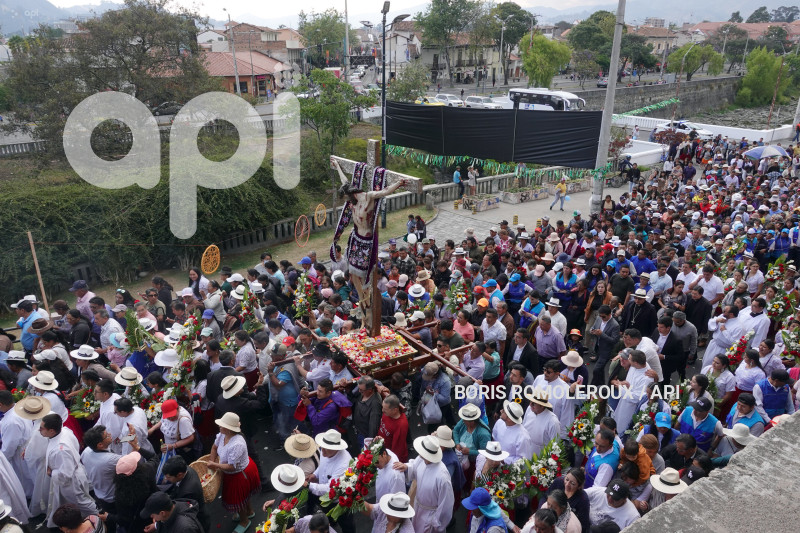 CUENCA-PROSECION SEÑOR GIRON