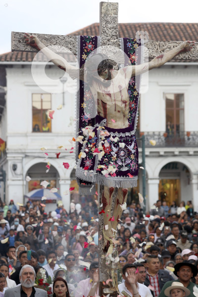 CUENCA-PROSECION SEÑOR GIRON