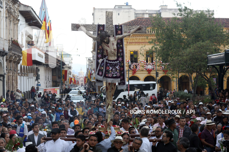 CUENCA-PROSECION SEÑOR GIRON
