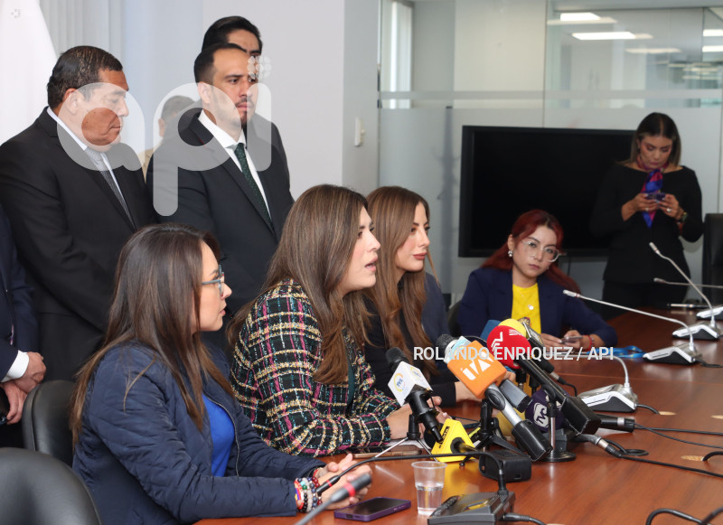 RUEDA-PRENSA-ADN-ARCOTEL-TELCONET