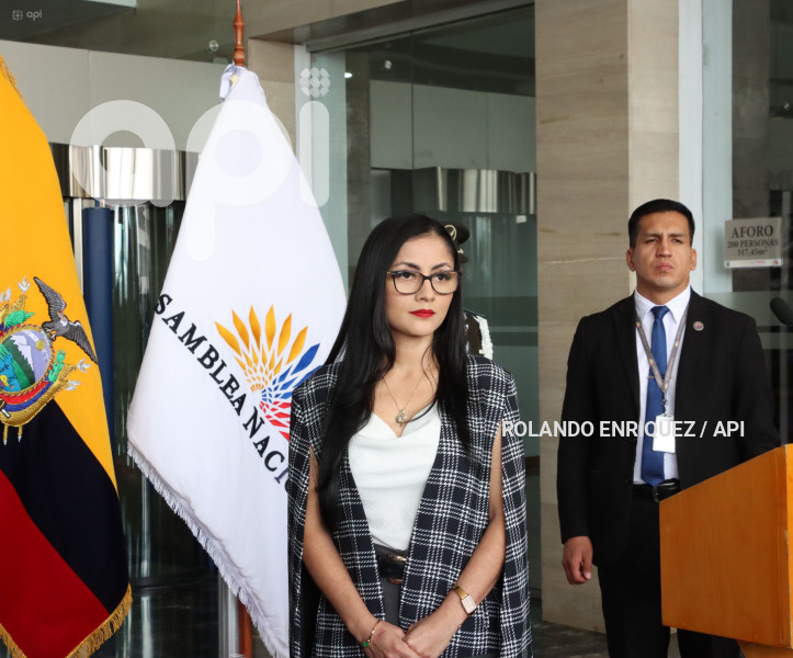 VIVIANA-VELOZ