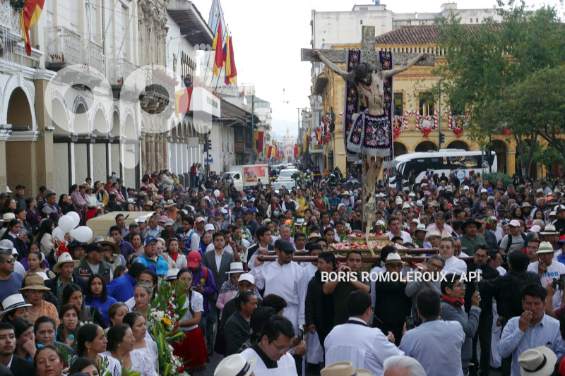 CUENCA-PROSECION SEÑOR GIRON