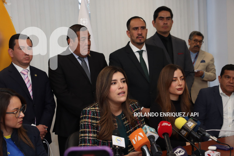 RUEDA-PRENSA-ADN-ARCOTEL-TELCONET