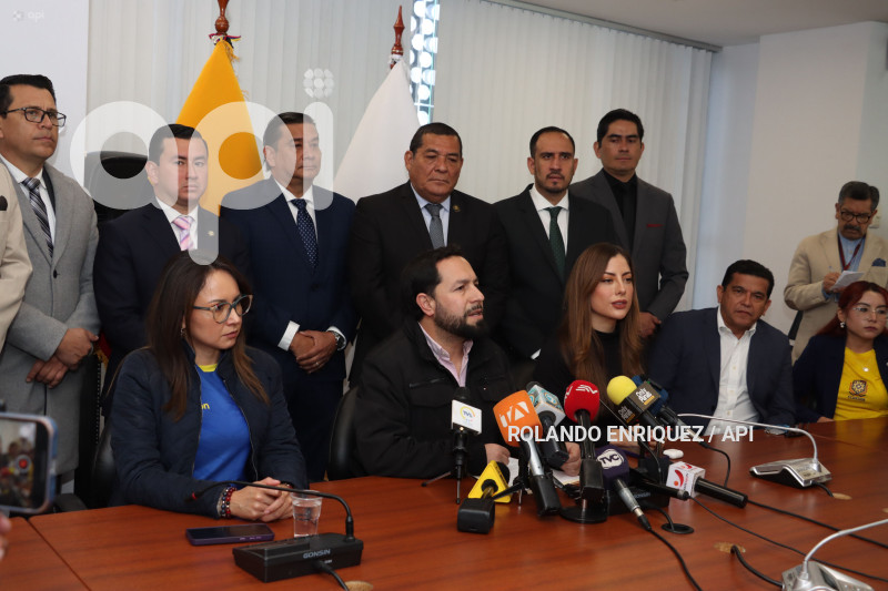 RUEDA-PRENSA-ADN-ARCOTEL-TELCONET