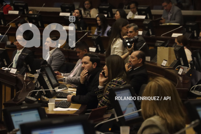 PLENO-MINISTRA-IVONNE-NUNEZ