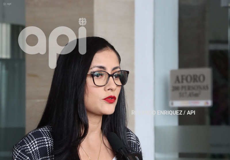 VIVIANA-VELOZ