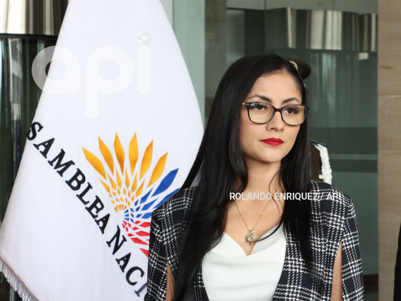 VIVIANA-VELOZ