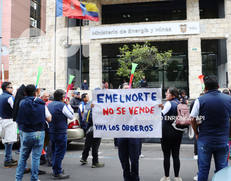 TRABAJADORES-EMELNORTE