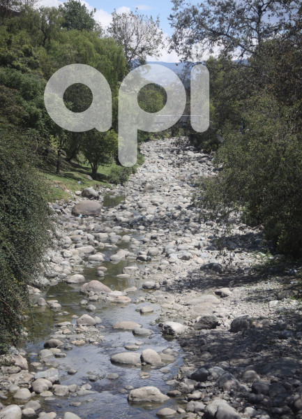 CUENCA-RIO TOMEBAMBA ESTIAJE