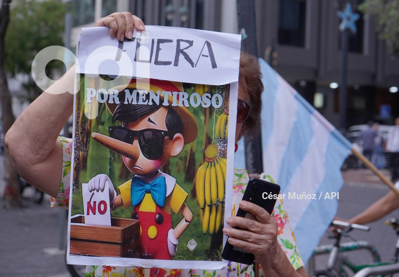 GYE-MARCHA CONTRA NOBOA