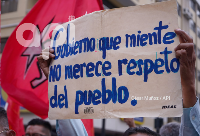 GYE-MARCHA CONTRA NOBOA