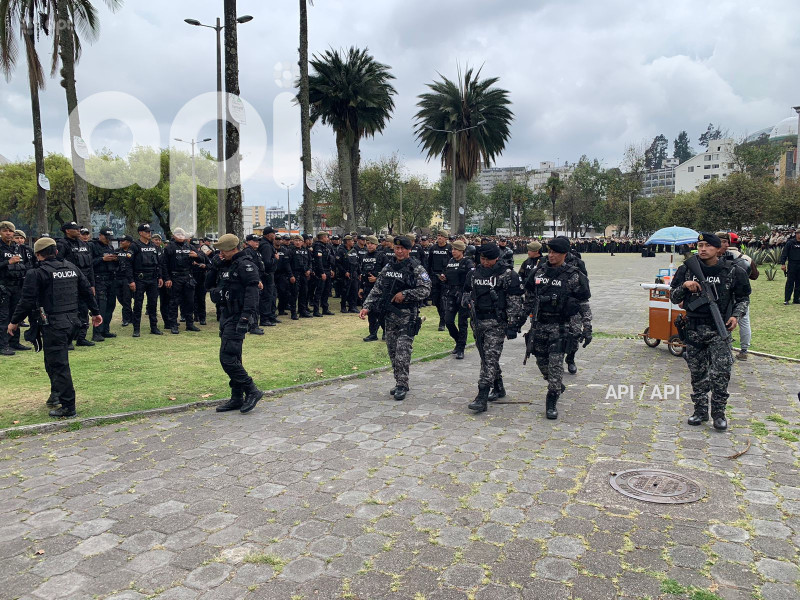 PREPARATIVOS-POLICIA-MARCHA-FUT