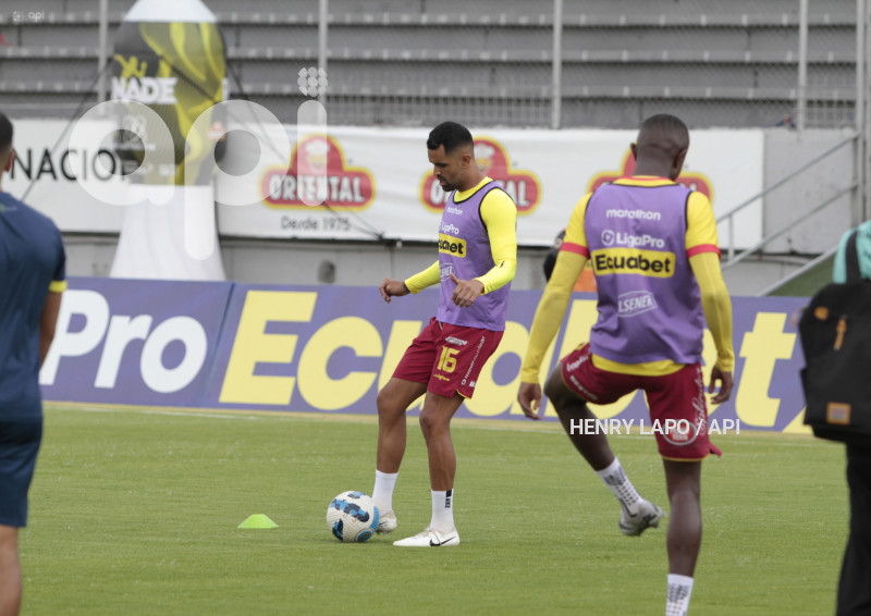FBL- LIGAPRO-AUCAS-DELFIN