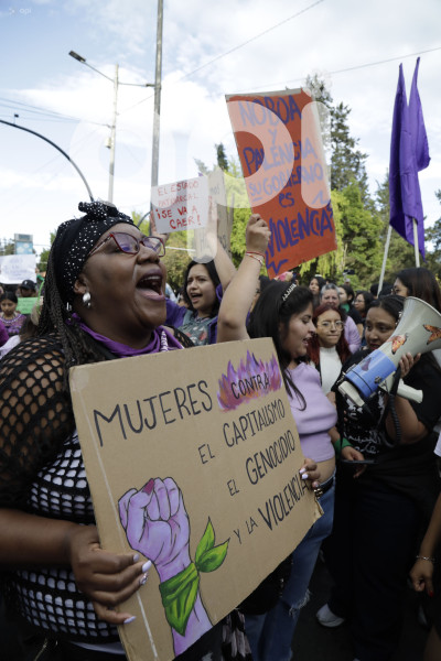 MARCHA-NO-VIOLENCIA-CONTRA-LA-MUJER