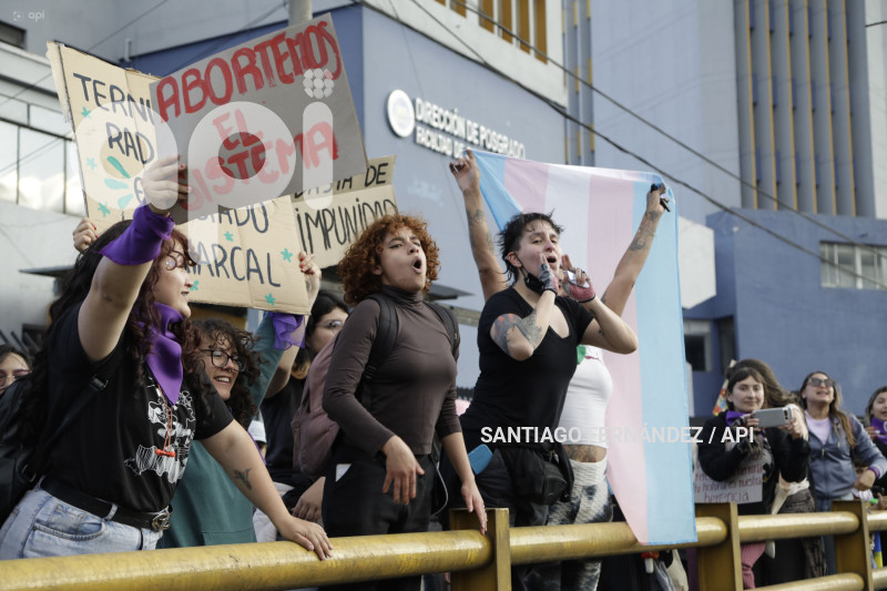 MARCHA-NO-VIOLENCIA-CONTRA-LA-MUJER