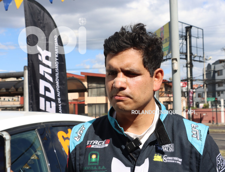 PREMIACION-VUELTA-AUTOMOVILISTICA-ECUADOR-2024