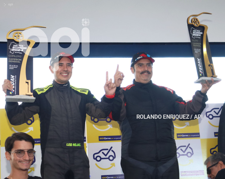 PREMIACION-VUELTA-AUTOMOVILISTICA-ECUADOR-2024