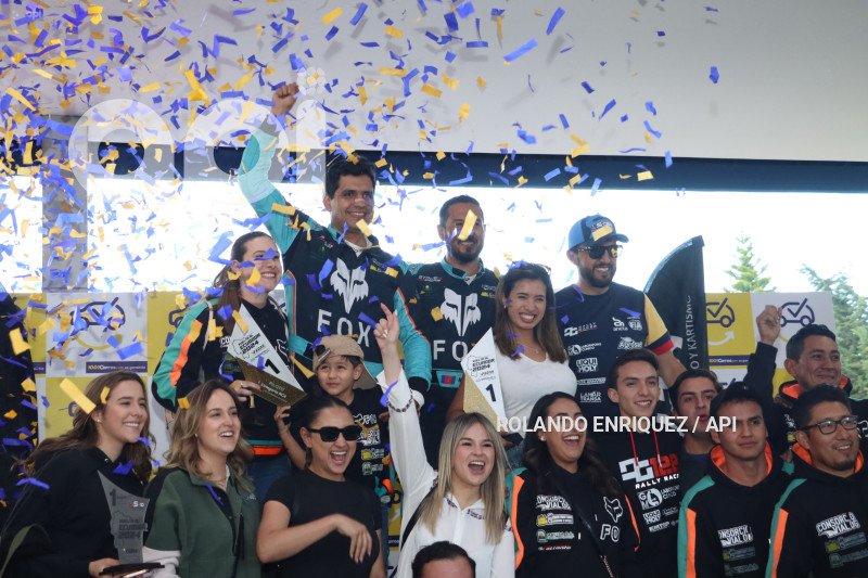 PREMIACION-VUELTA-AUTOMOVILISTICA-ECUADOR-2024