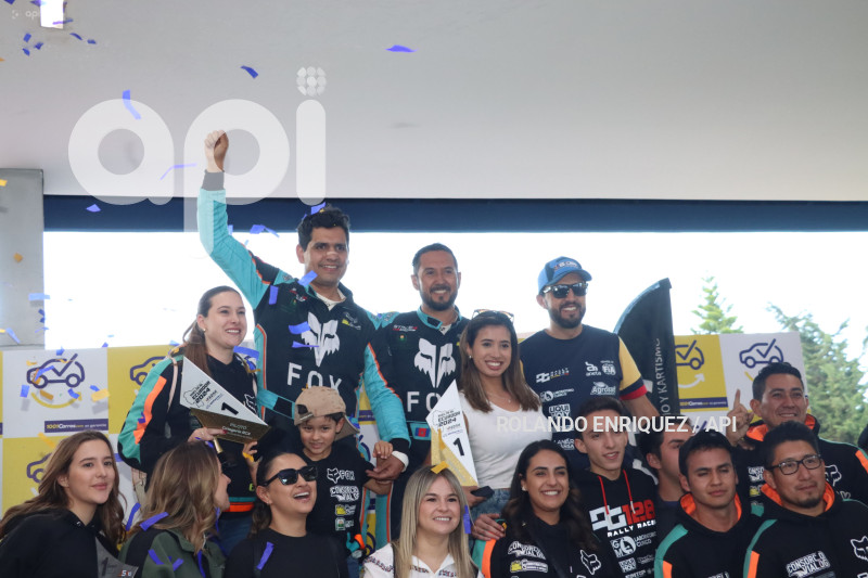 PREMIACION-VUELTA-AUTOMOVILISTICA-ECUADOR-2024