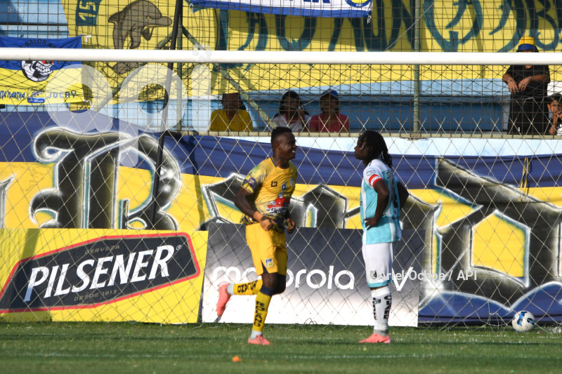 FBL-LIGAPRO-DELFIN-CUMBAYA
