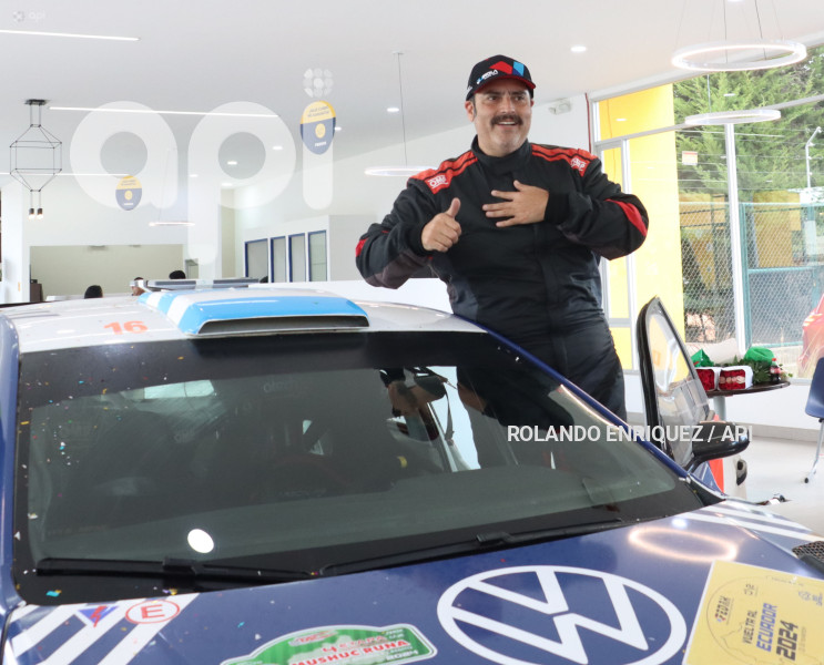 PREMIACION-VUELTA-AUTOMOVILISTICA-ECUADOR-2024
