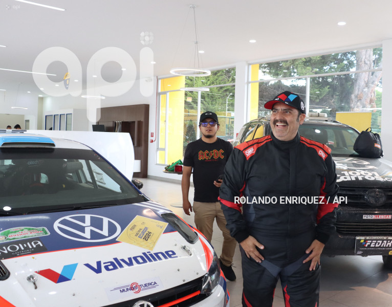 PREMIACION-VUELTA-AUTOMOVILISTICA-ECUADOR-2024