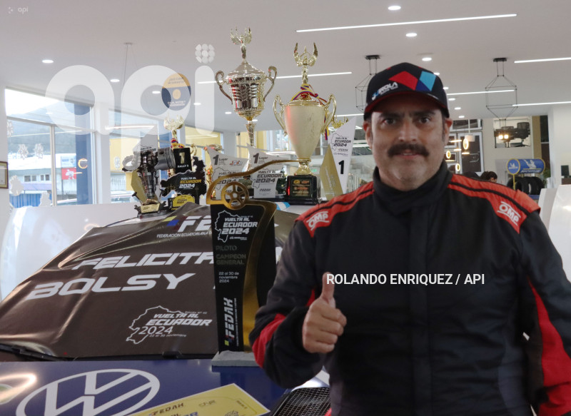 PREMIACION-VUELTA-AUTOMOVILISTICA-ECUADOR-2024