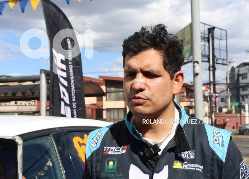 PREMIACION-VUELTA-AUTOMOVILISTICA-ECUADOR-2024