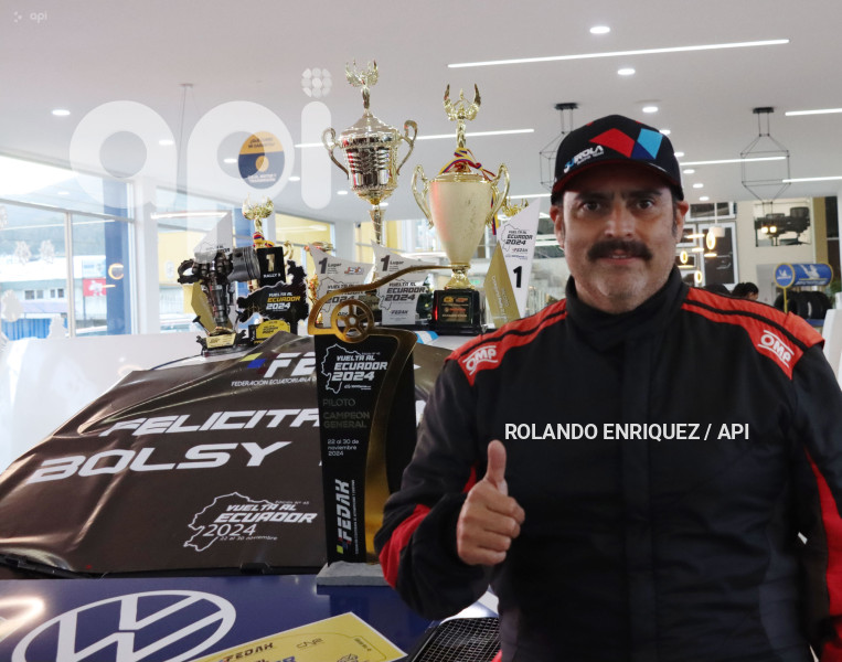 PREMIACION-VUELTA-AUTOMOVILISTICA-ECUADOR-2024