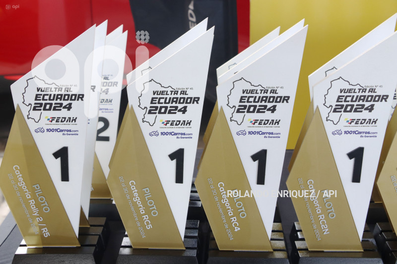 PREMIACION-VUELTA-AUTOMOVILISTICA-ECUADOR-2024