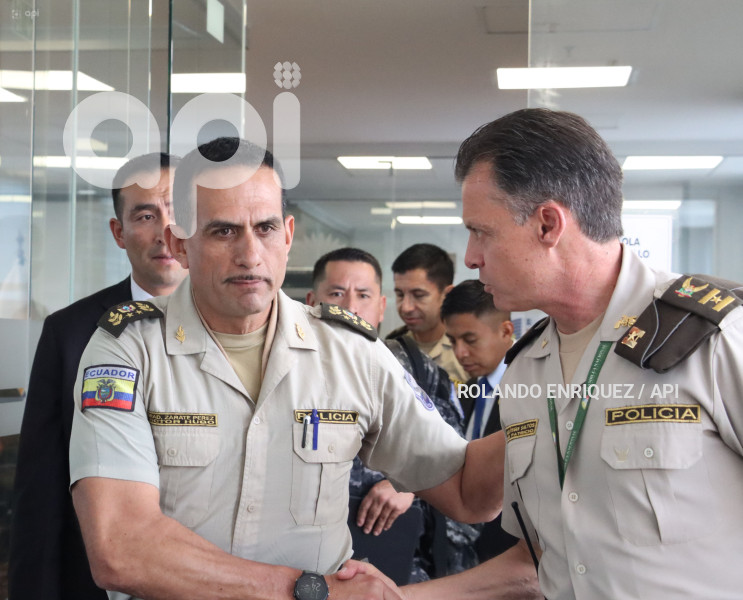 REFORMA-CONSTITUCION-BASES-MILITARES