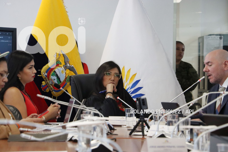 REFORMA-CONSTITUCION-BASES-MILITARES