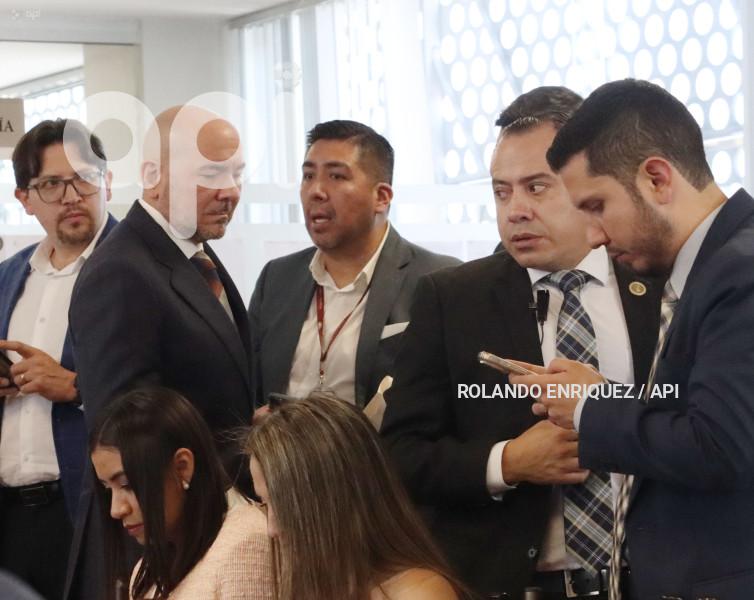 REFORMA-CONSTITUCION-BASES-MILITARES