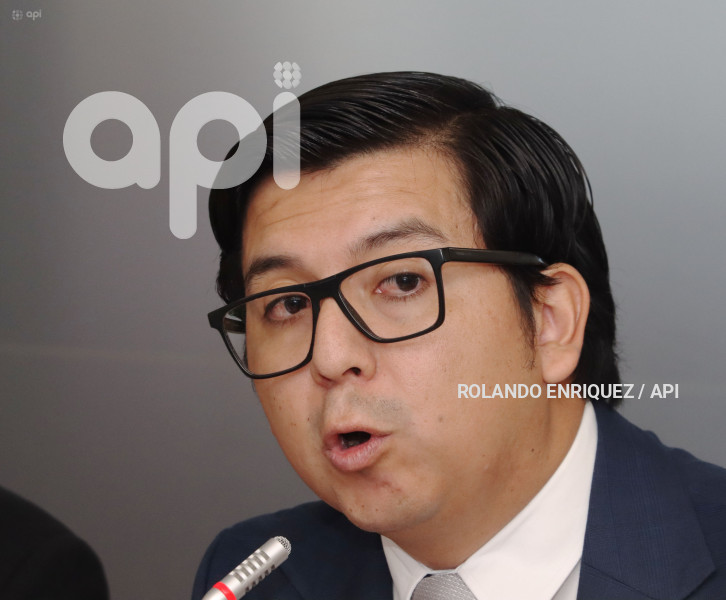 REFORMA-CONSTITUCION-BASES-MILITARES