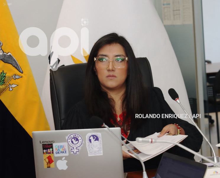 REFORMA-CONSTITUCION-BASES-MILITARES